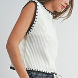 NO STITCHES WHITE CONTRAST SWEATER VEST