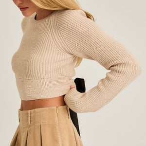 WITH A BOW BEIGE KNIT TOP