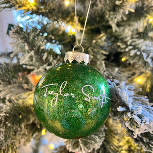 TAYLOR SWIFT GREEN CHRISTMAS ORNAMENT